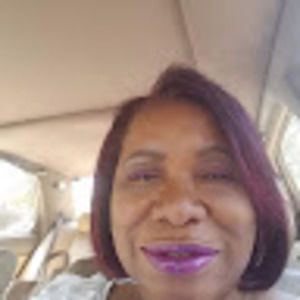 Meet your Posher, Beverly